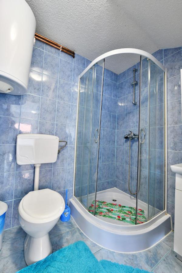 Natura Hause Rakovica Buitenkant foto